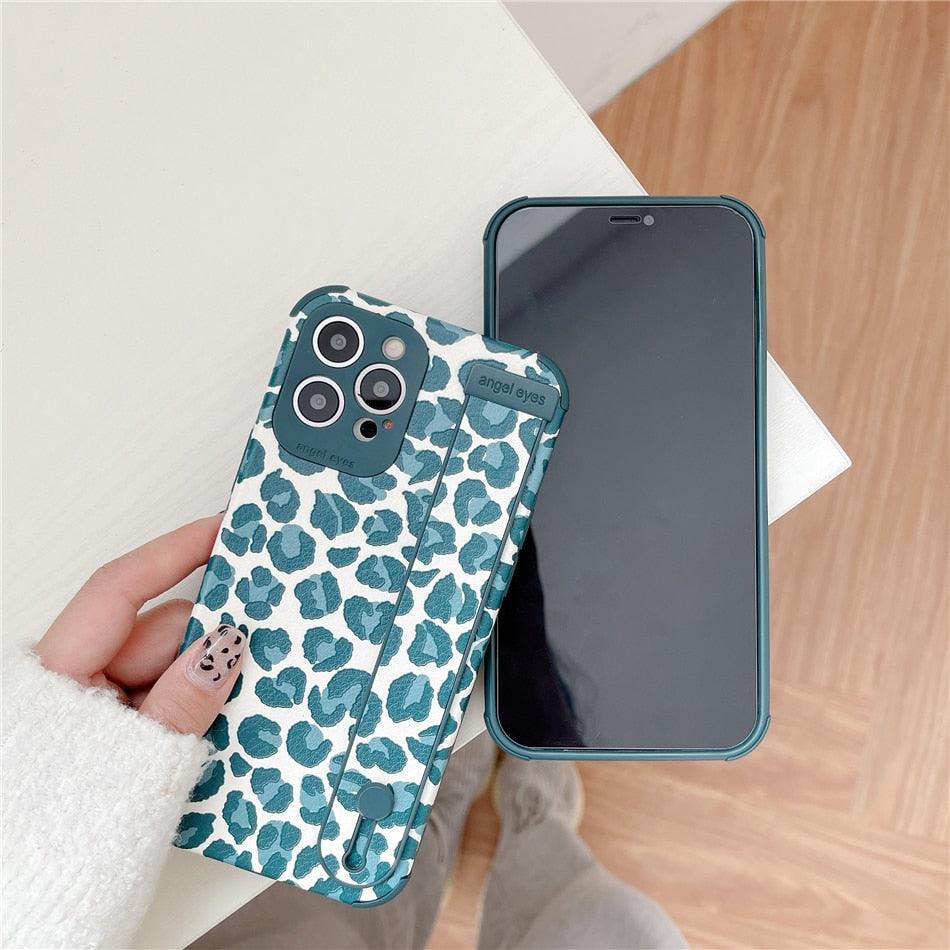 Leopard Wrist-Strap iPhone Case – product view 4